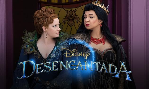 Pôster do filme Desencantada, com Giselle em um cenário de conto de fadas